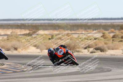 media/Nov-01-2025-CVMA (Sat) [[fc0f7531b8]]/Race 8-Supersport Middleweight/